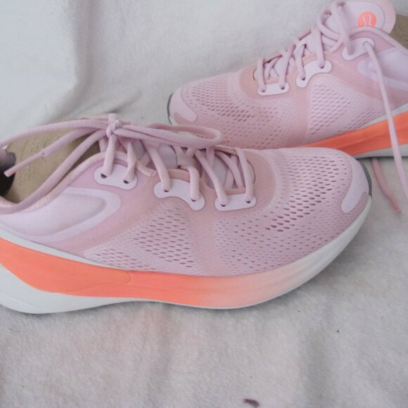 NEW in Box -  Lululemon Blissfeel Run Shoes - 7 - Picture 5 of 11